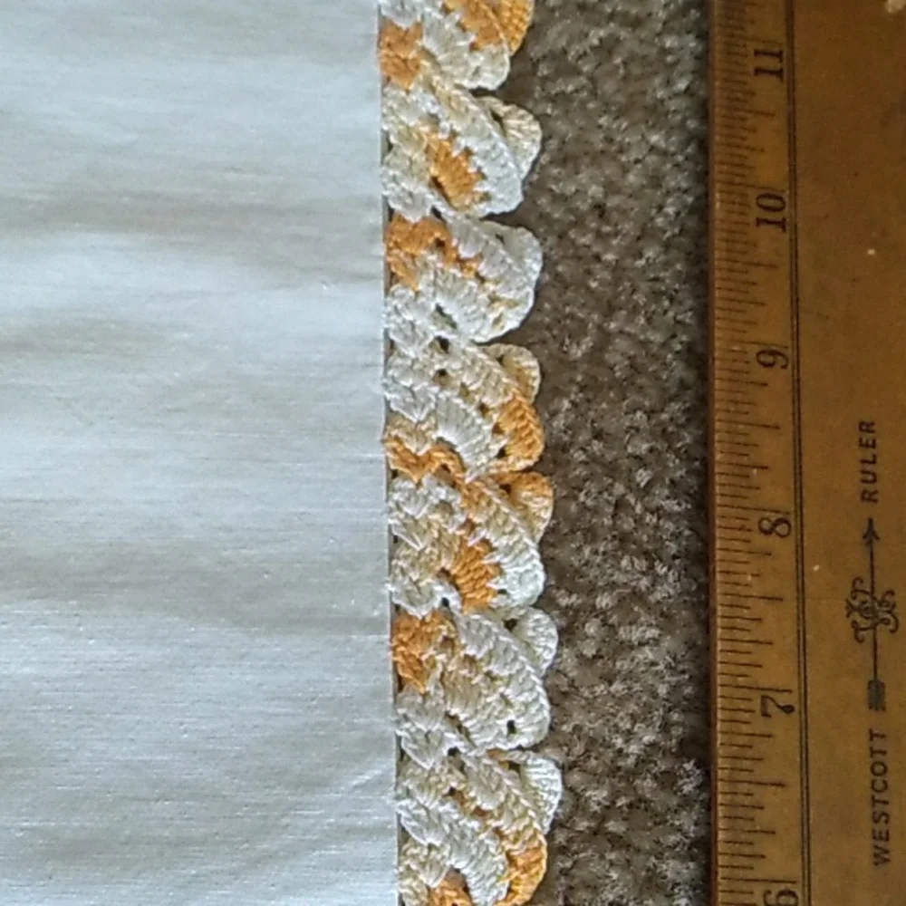 👰‍♀️🤵‍♂️Mr & Mrs EMBROIDERED PILLOW CASES ~VINTAGE SWEEET GIFT
